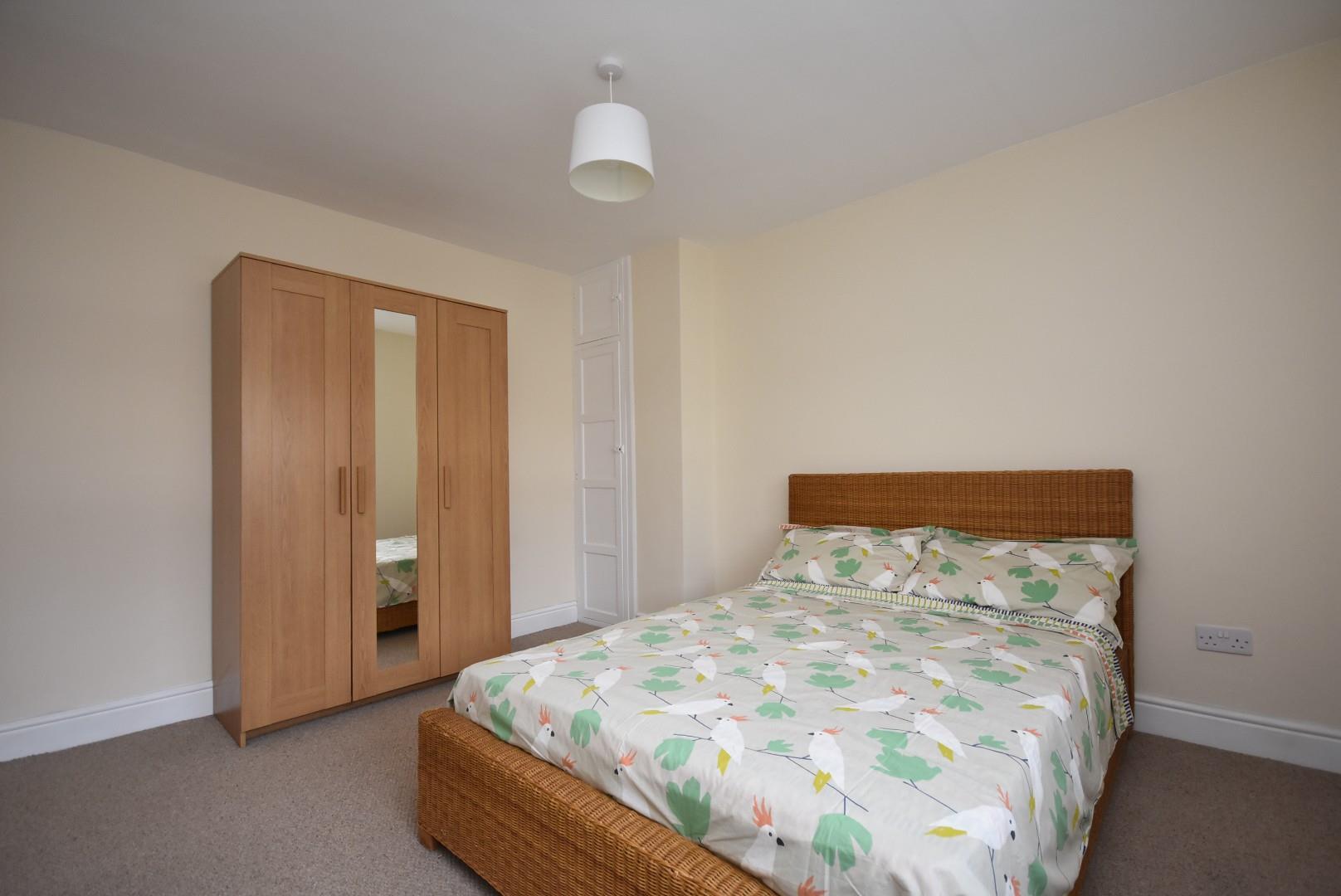 22 Masefield Road, Penarth, CF64 2SD